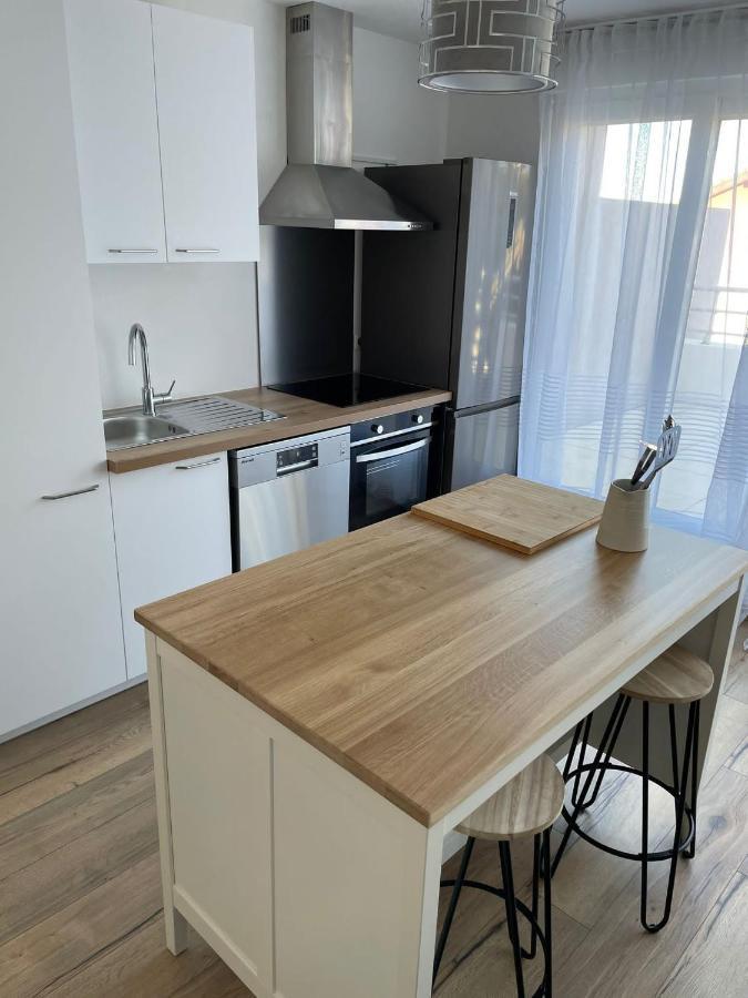 אוויאן-לה-באן Superbe Appartement Au Calme Avec Vue Sur Le Lac. מראה חיצוני תמונה