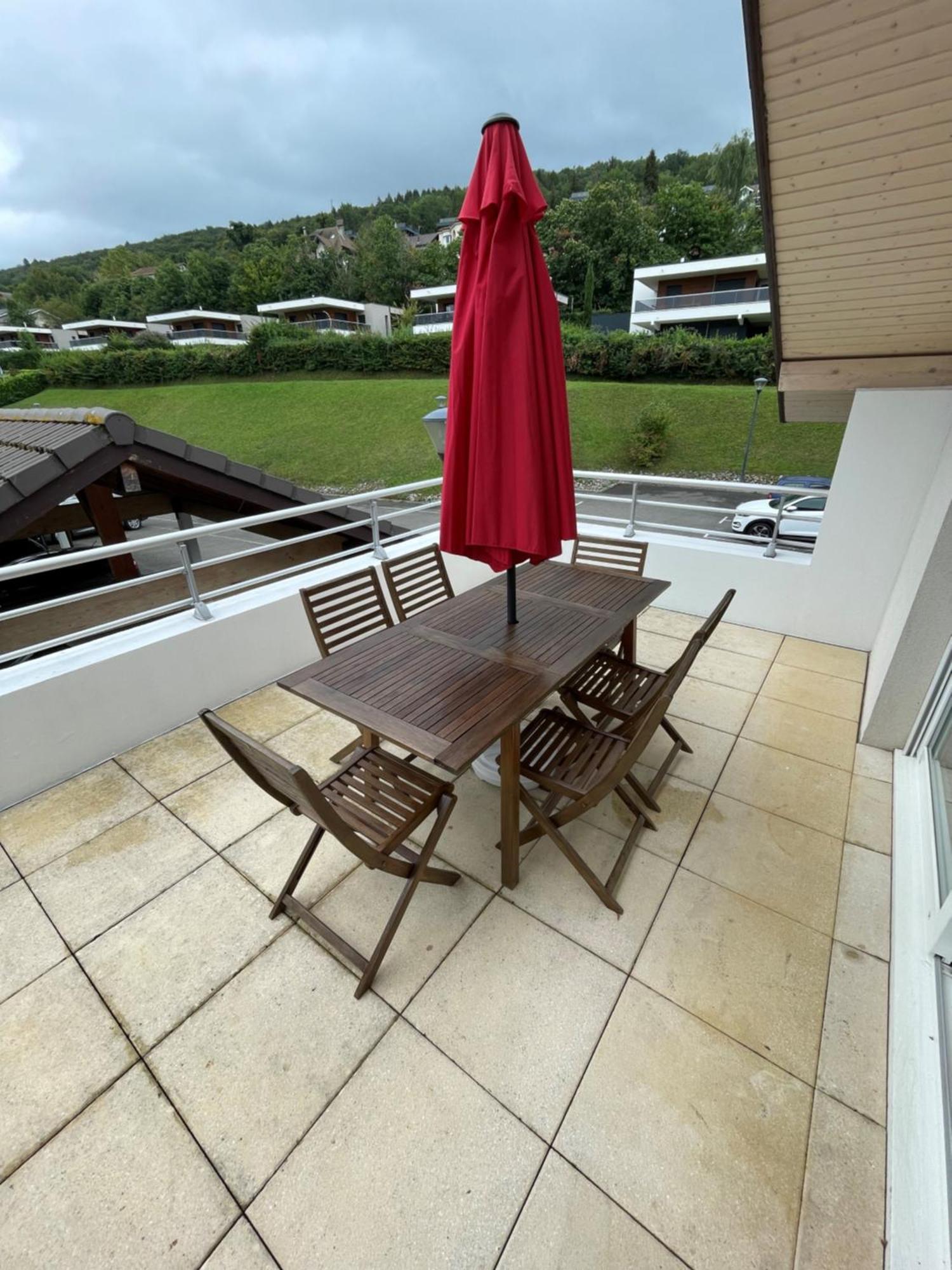 אוויאן-לה-באן Superbe Appartement Au Calme Avec Vue Sur Le Lac. מראה חיצוני תמונה